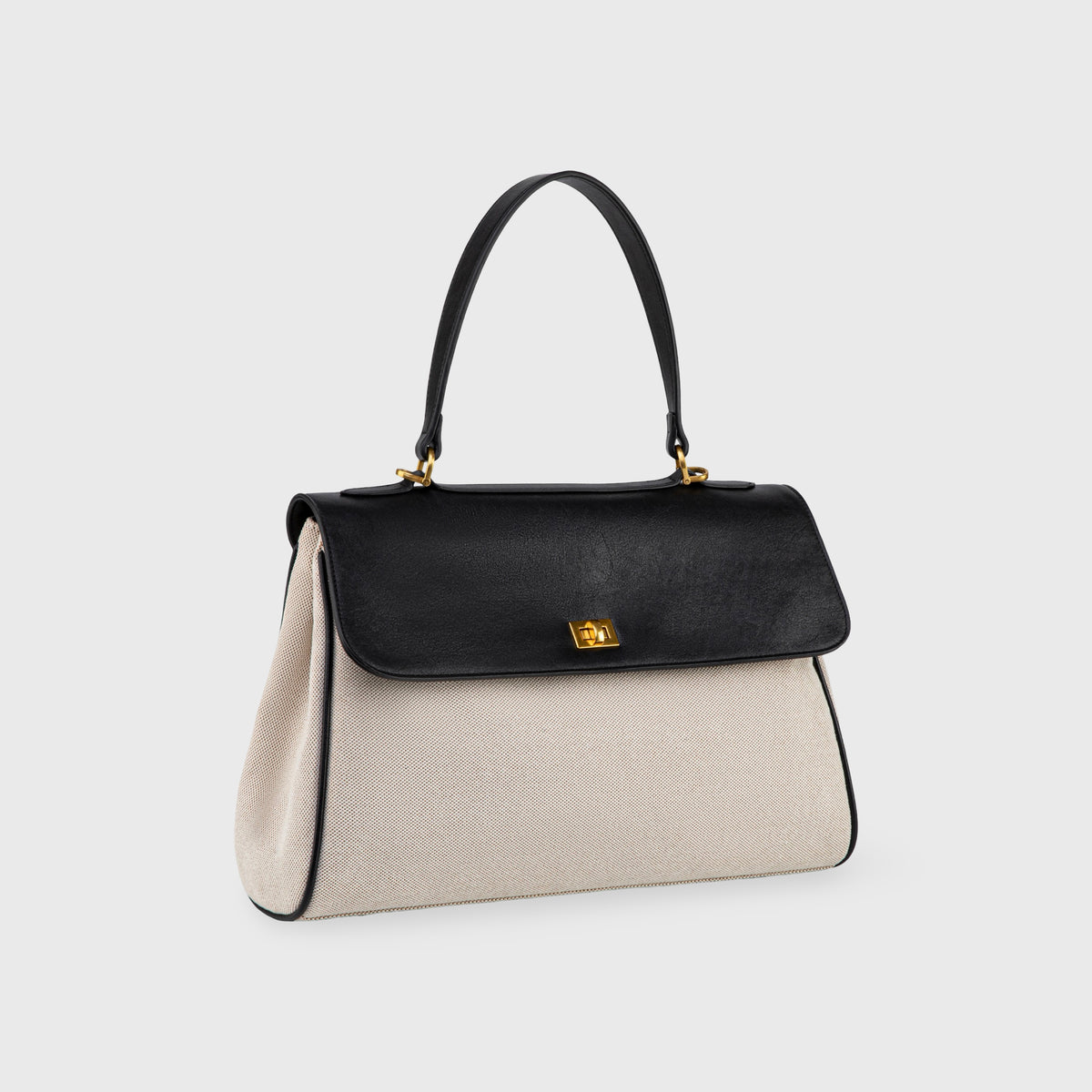 Ciara Essential