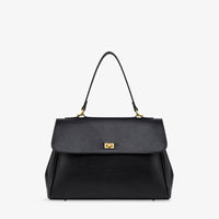 Ciara Essential
