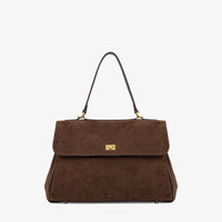 Ciara Essential